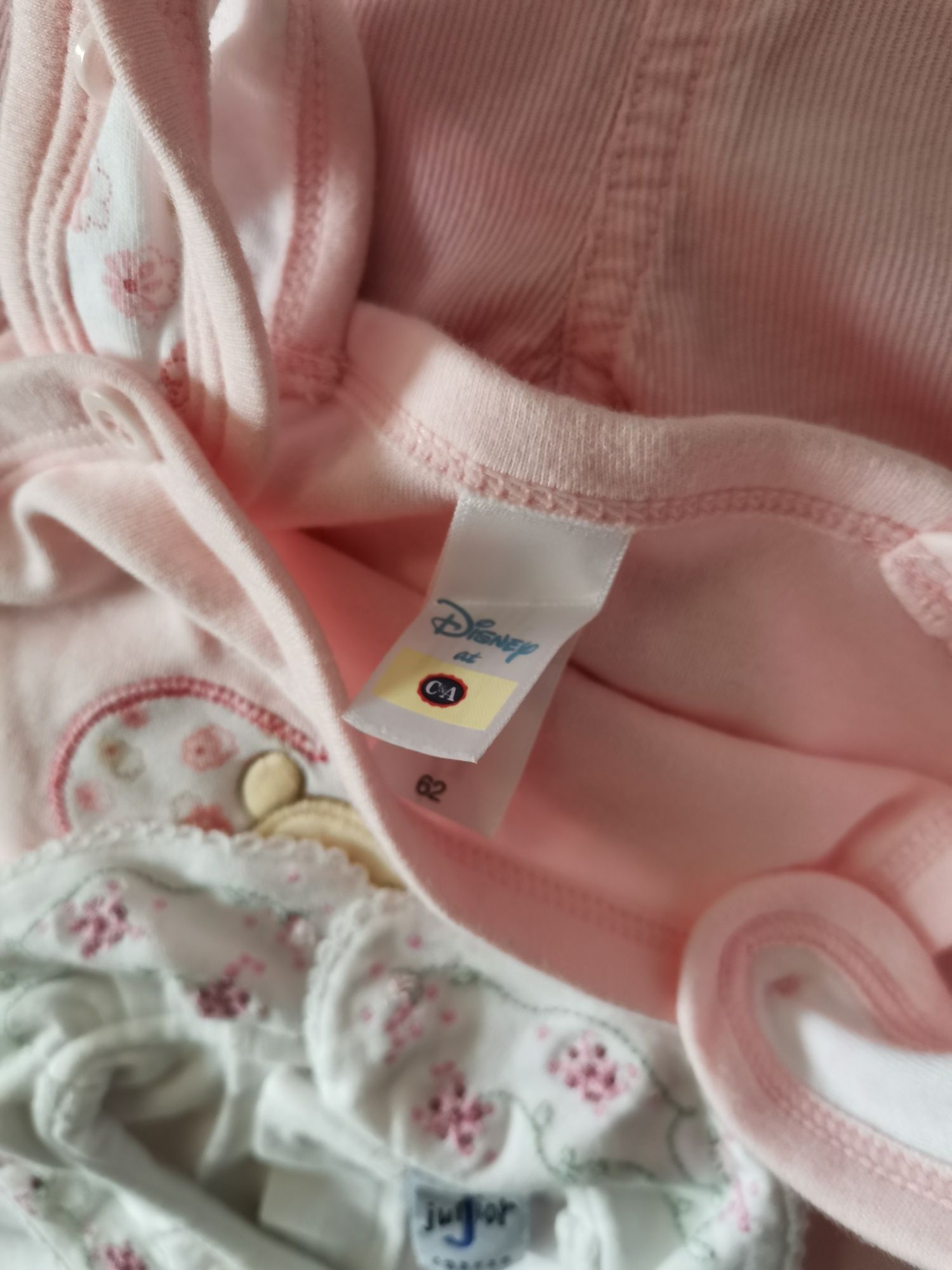 Ubranka dla niemowlaka 0-6 miesięcy