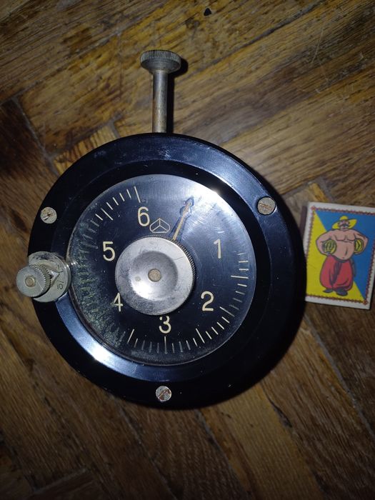 Механический прибор бу.