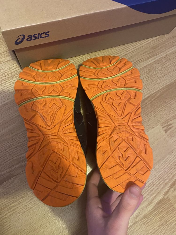 Кросовки asics gore tex