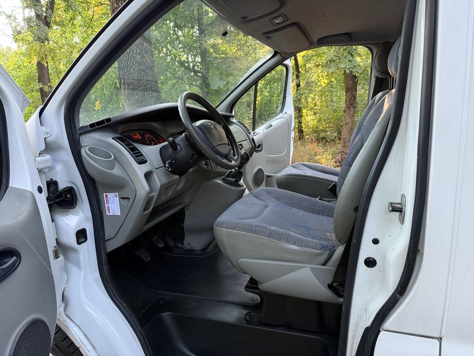 Продам  Renault Trafic 1.9 D Long