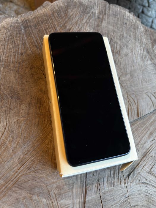 Motorola Moto G35 5G - 6.72" - 256GB - 8GB - 50mp - 5000mAh - Garantia