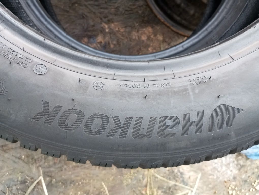 Sprzedam bardzo ładne opony Hankook 215/60 r17