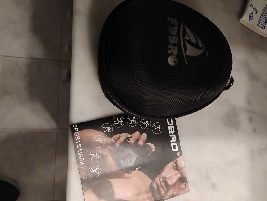 Máscara simuladora de altitude