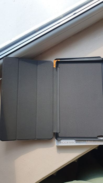 Чохол для планшету всі дані на фото