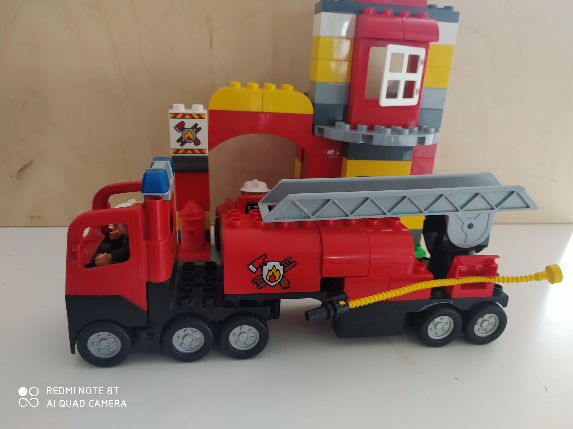 Lego duplo strażnica remiza strażacka