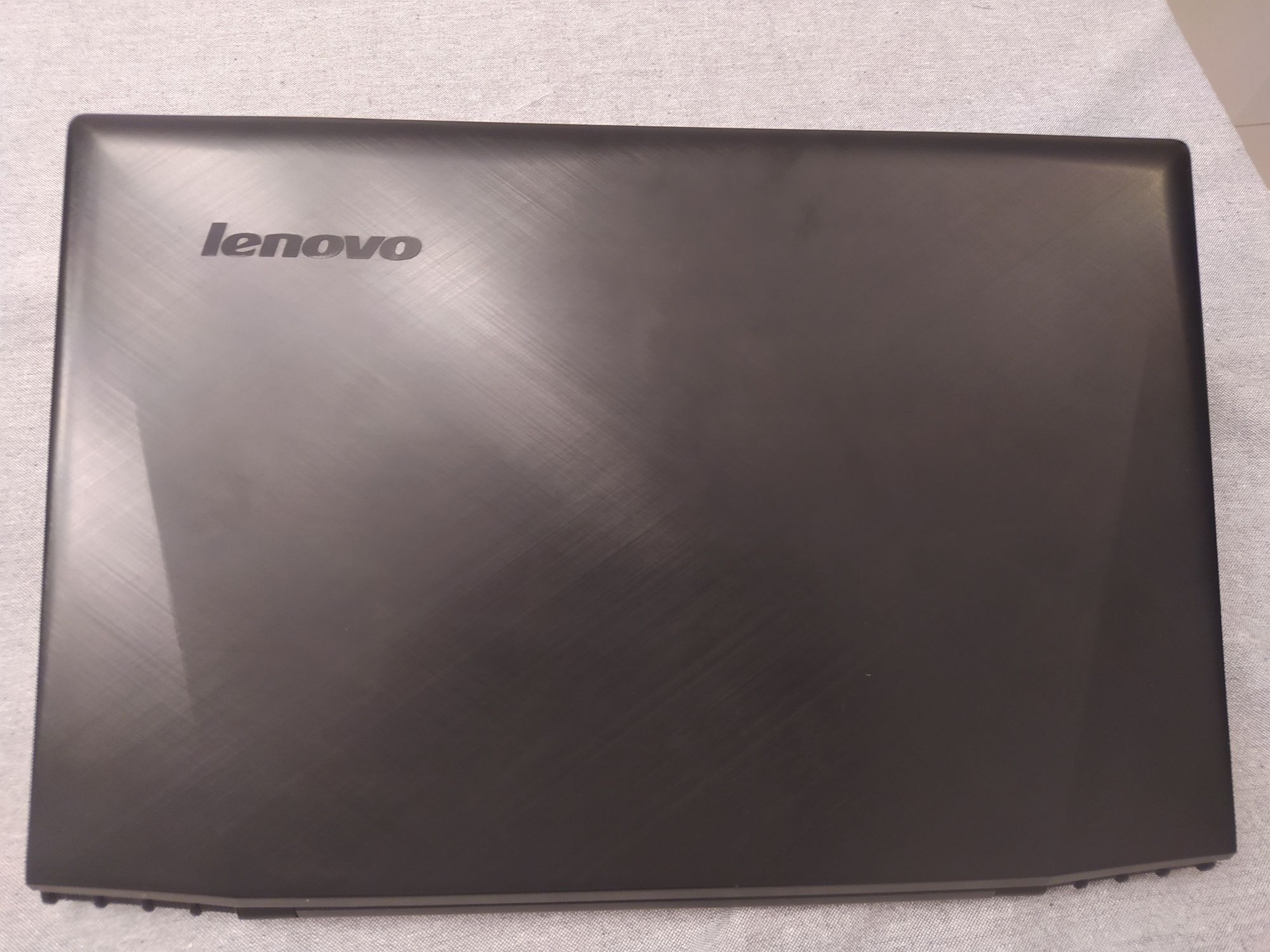 Laptop Lenovo Y50-70