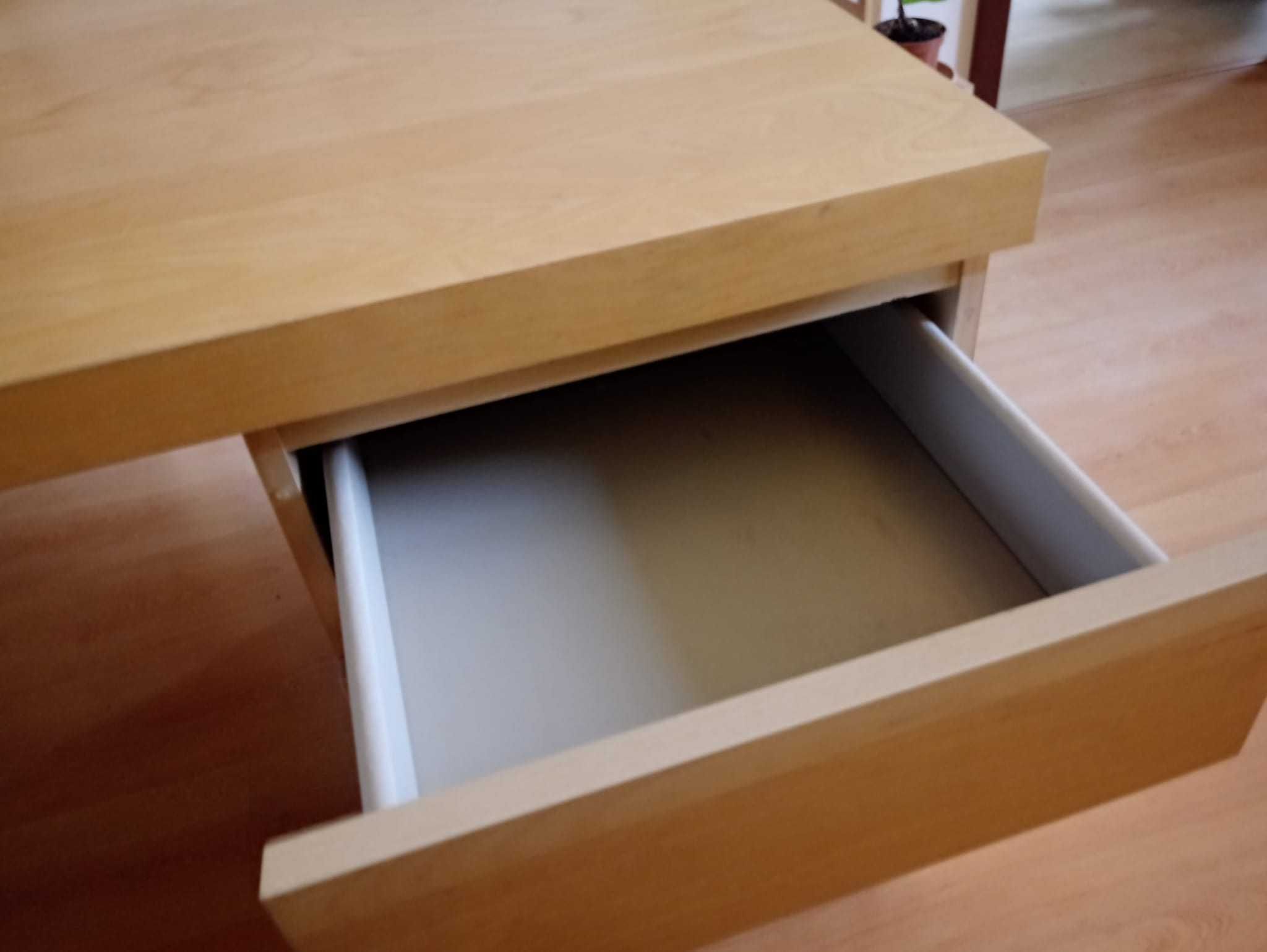 Sprzedam biurko dla dziecka IKEA