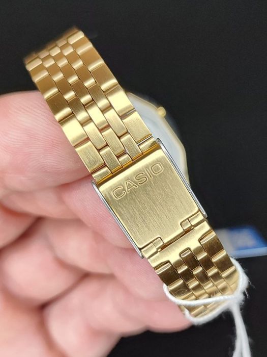 Годинник жіночий Casio LA680WGA-9D Оригінал Гарантія
