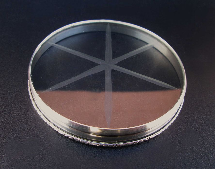 Antiga Base para Garrafa em PRATA STERLING 925 c/ fundo em Vidro - USA