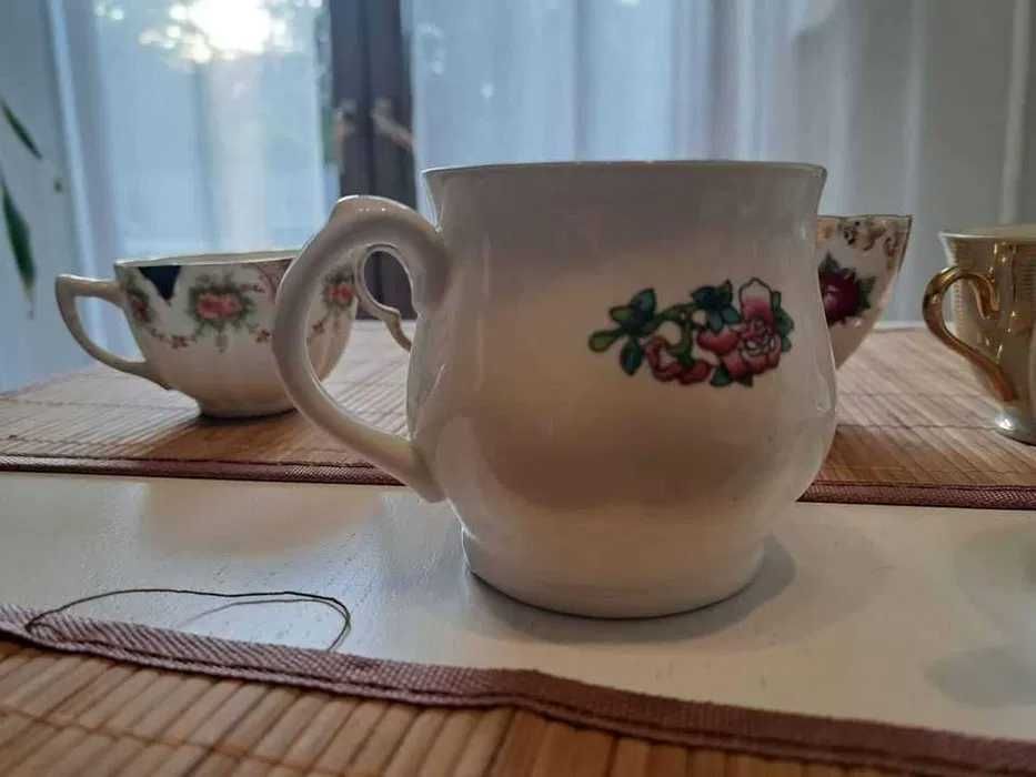 Filiżanki różne wzory.