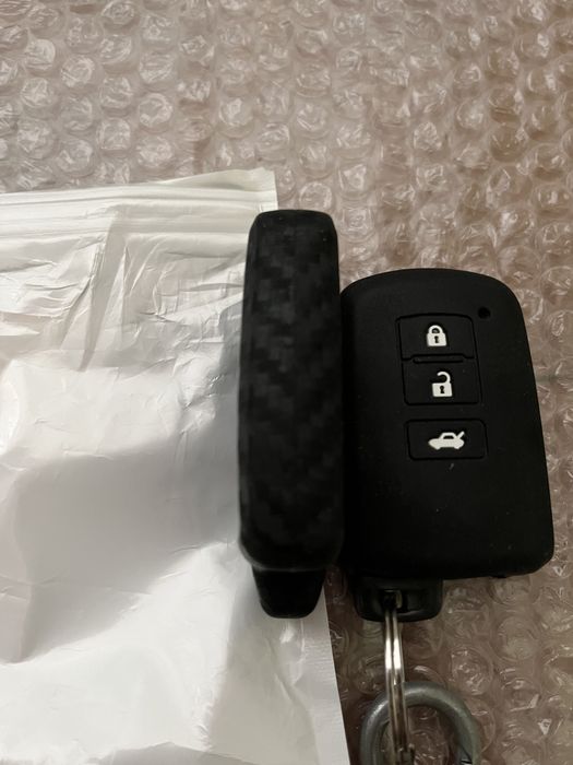 Чехол для ключей Toyota Camry 50 бесключевой доступ