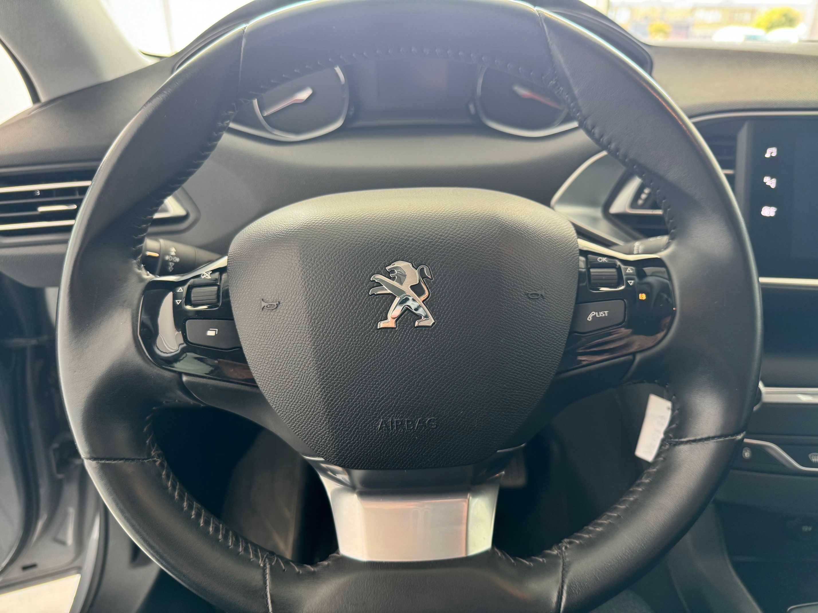 Peugeot 308 PureTech 110 Stop & Start Style