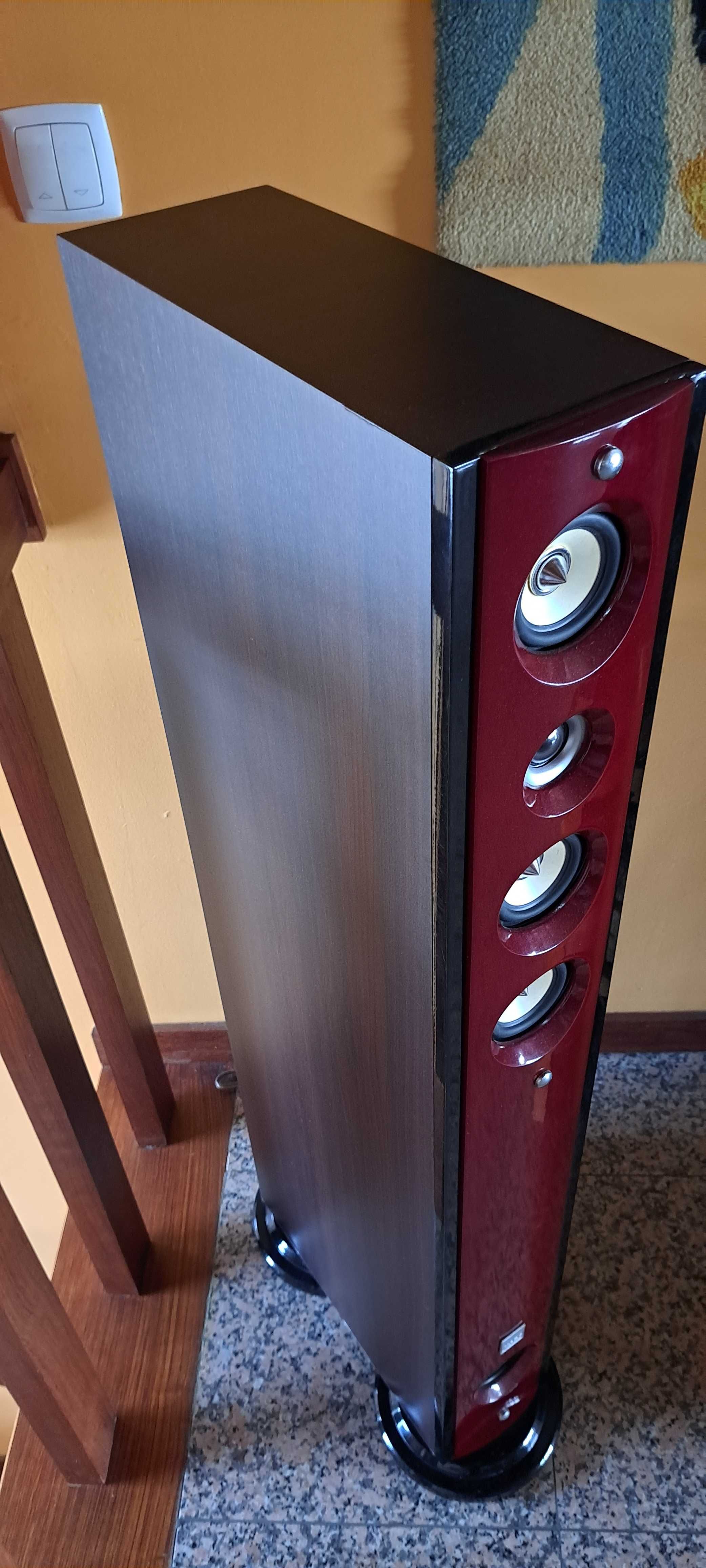 Koda D92F - Par de colunas hi-fi de pé 4 vias