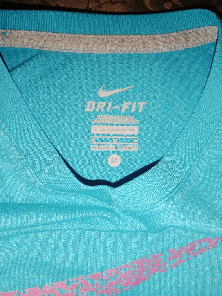 Zestaw spodenki kolarki i t-shirt Nike