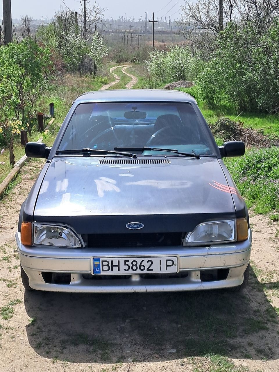 Продам или обменяю  ford eskord  1.3 бензин г