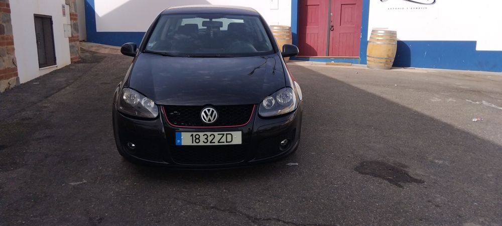 Vendo ou troco golf a gasóleo