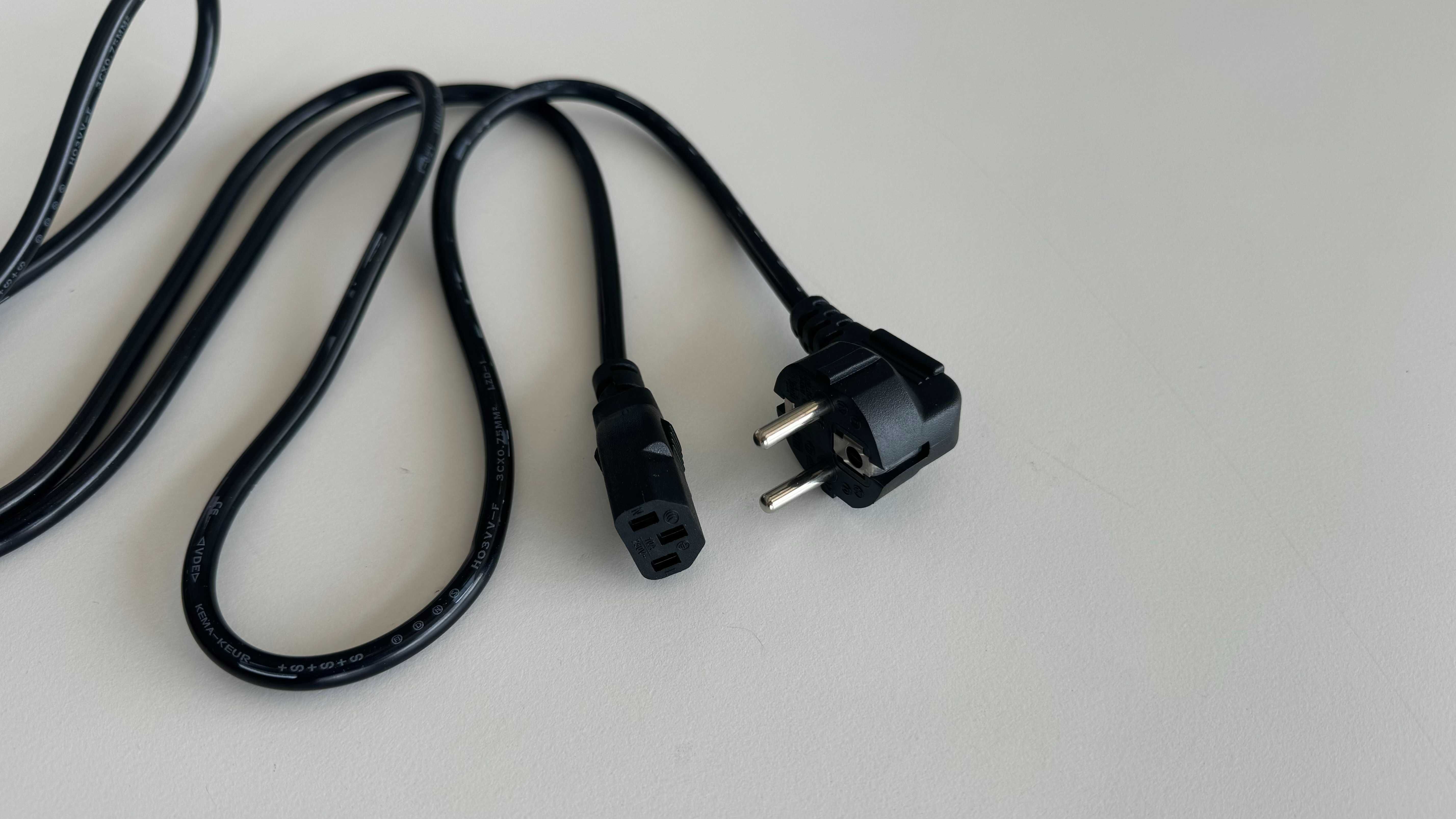 Transformador HuntKey (12.0V - 5.0A - 60W) - NOVO