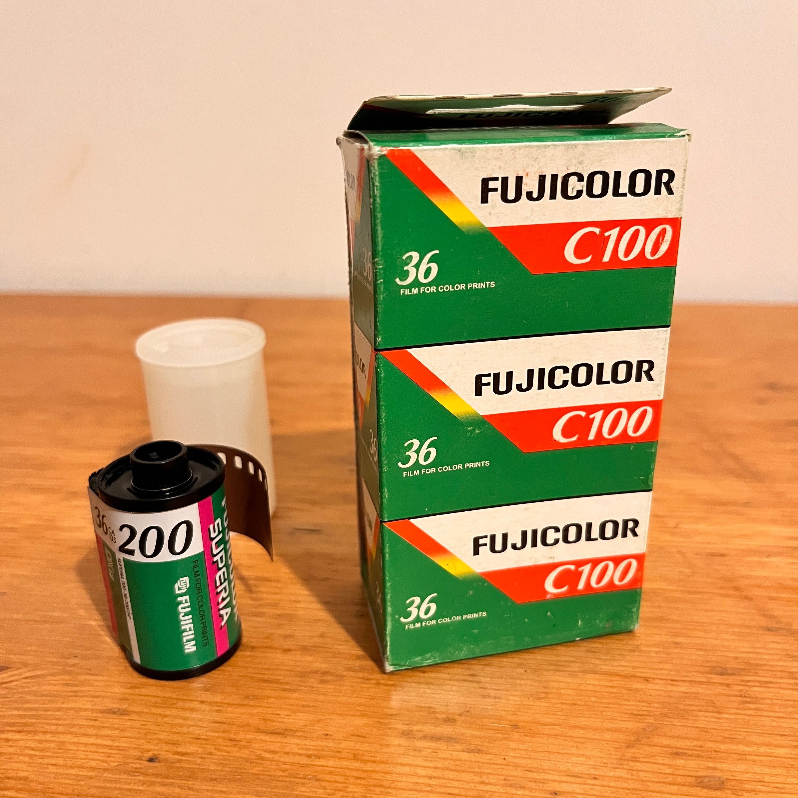 Filmy 35mm 3x Fujifilm C100 i Fujifilm Superia 100