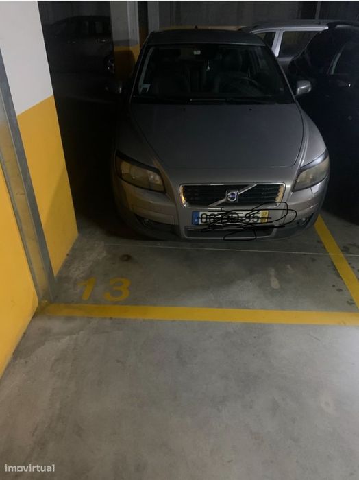 Garagem Junto ao Metro Polo Universitário