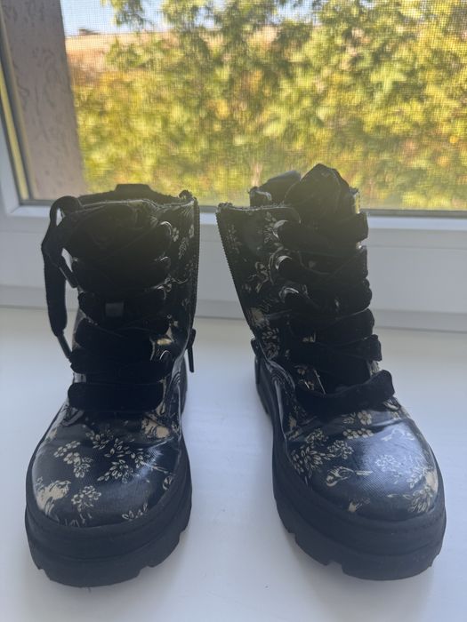 Демісезонні черевики H&M