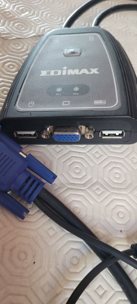 KVM Switch VGA USB