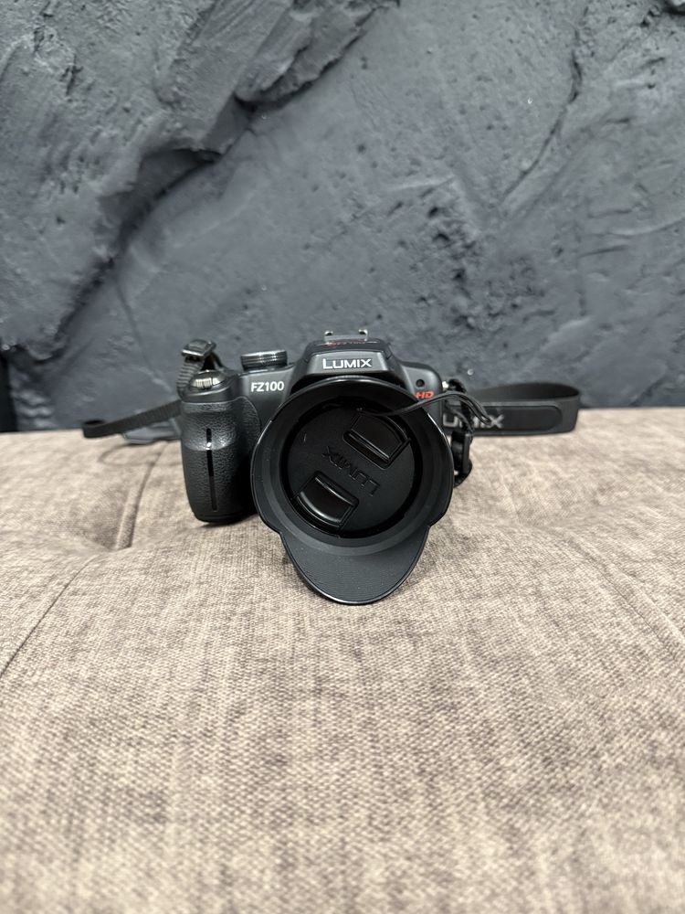 Фотоаппарат Panasonic Lumix DMC-FZ100 Black