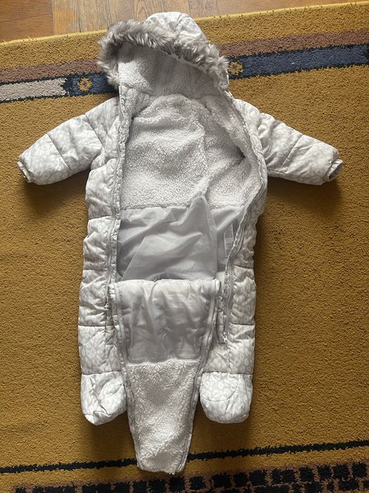 Kombinezon zimowy 9-12 m