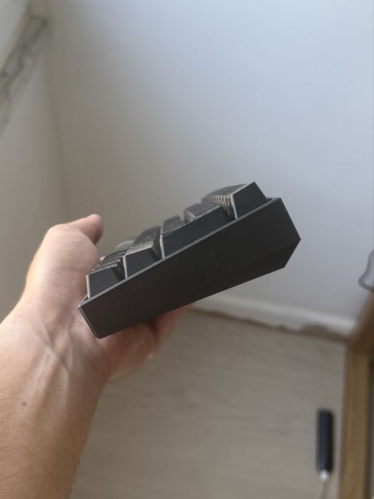 Teclado Mecânico Corsair K65 RGB Mini 60%