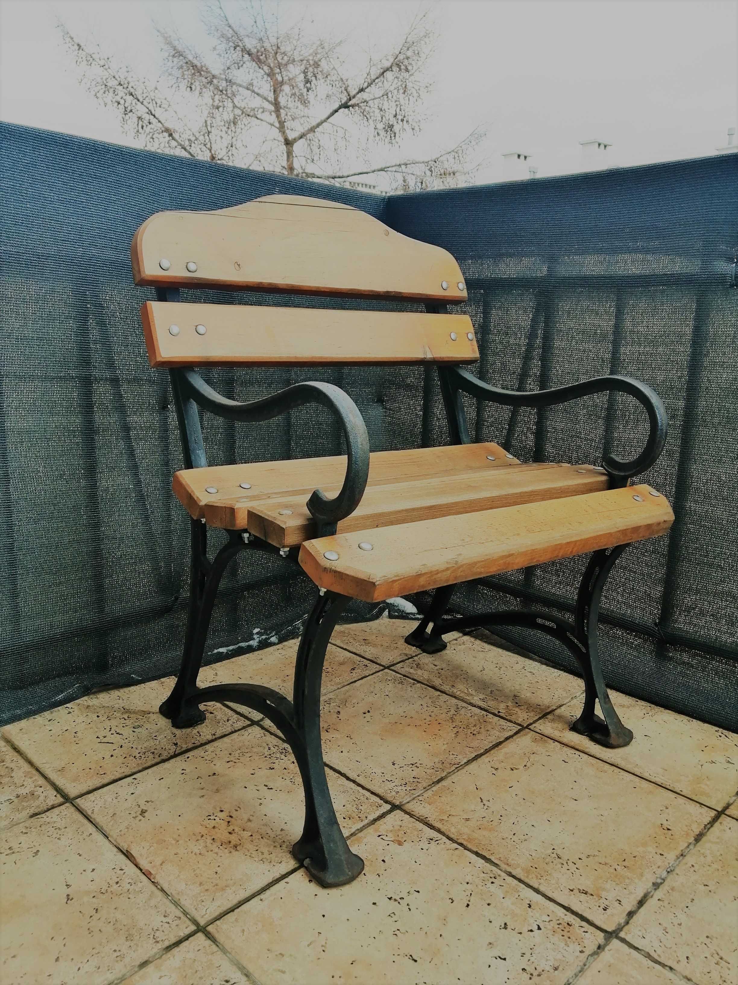 Krzesła ogrodowe żeliwne drewniane 3 sztuki