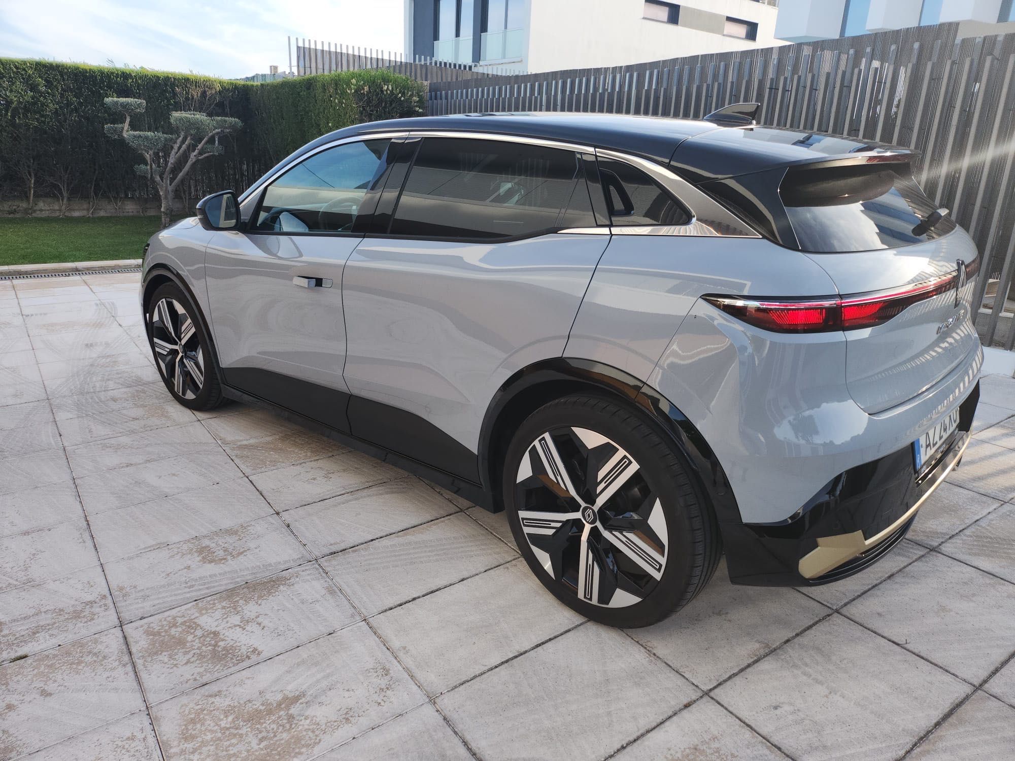 Renault Megane E-tech EV60 Iconic Full-extras