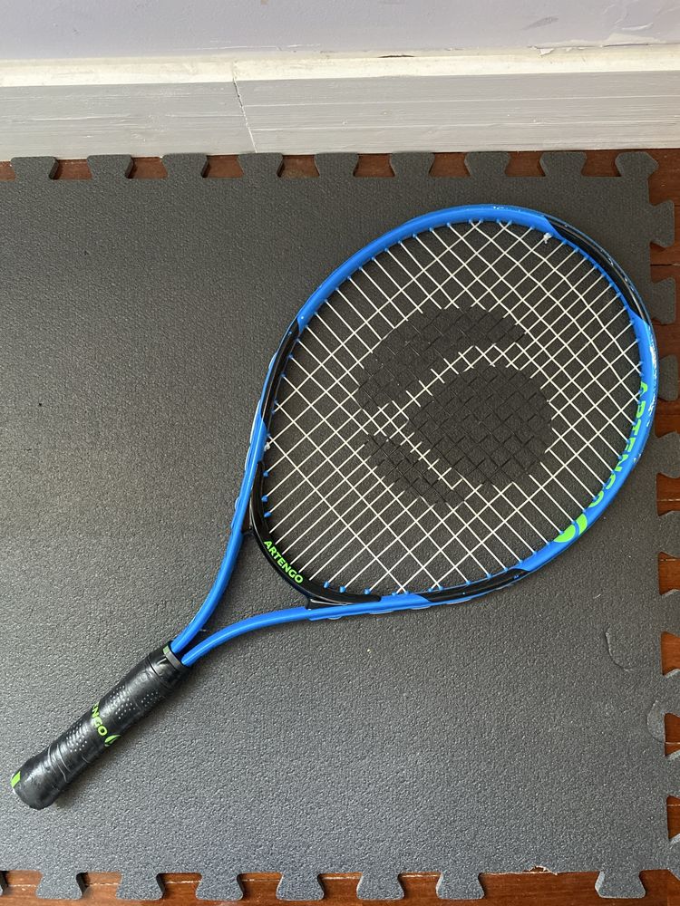 Raquete de Tenis como Nova tamanho 23