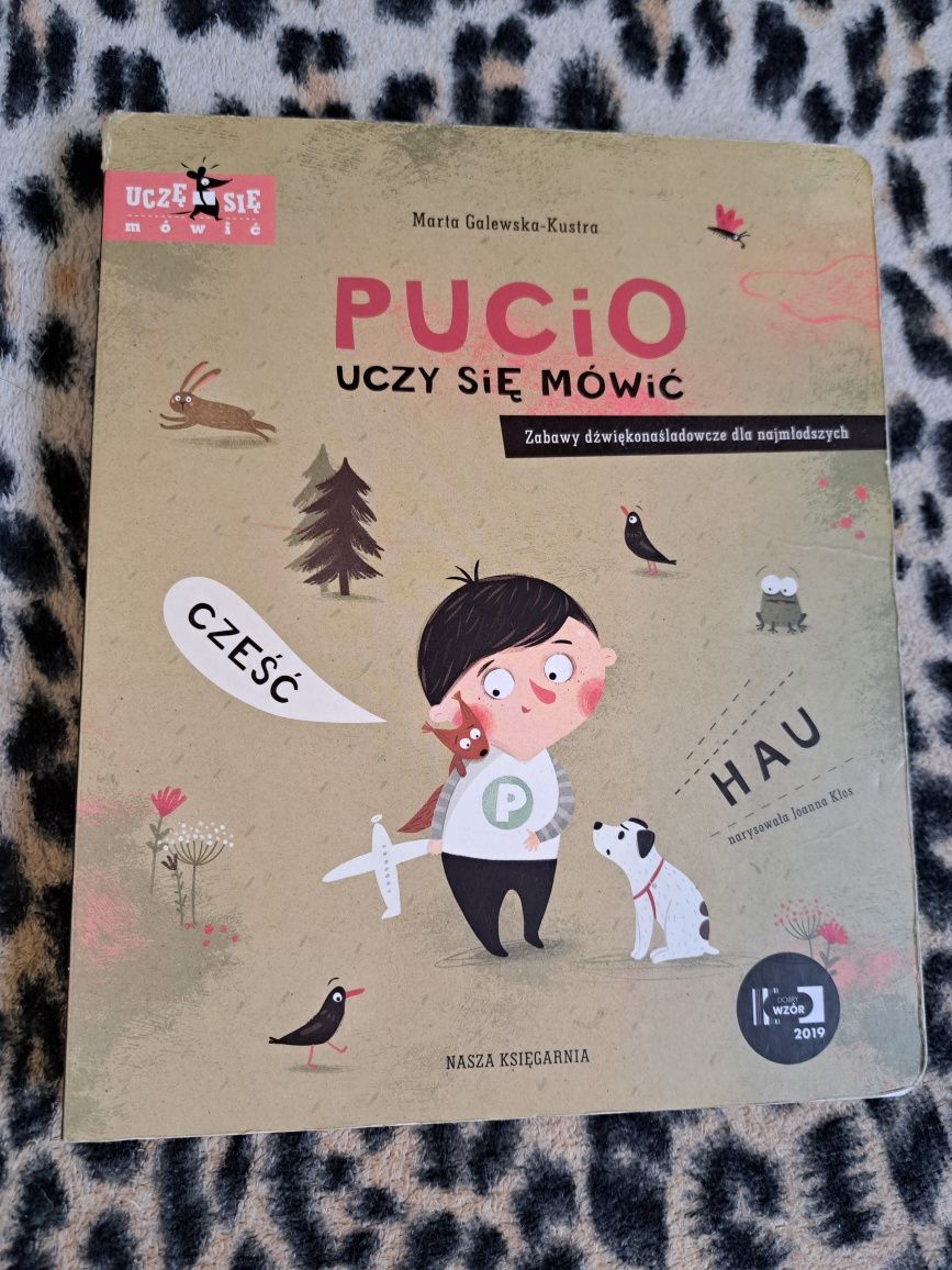 Pucio uczy się mówić