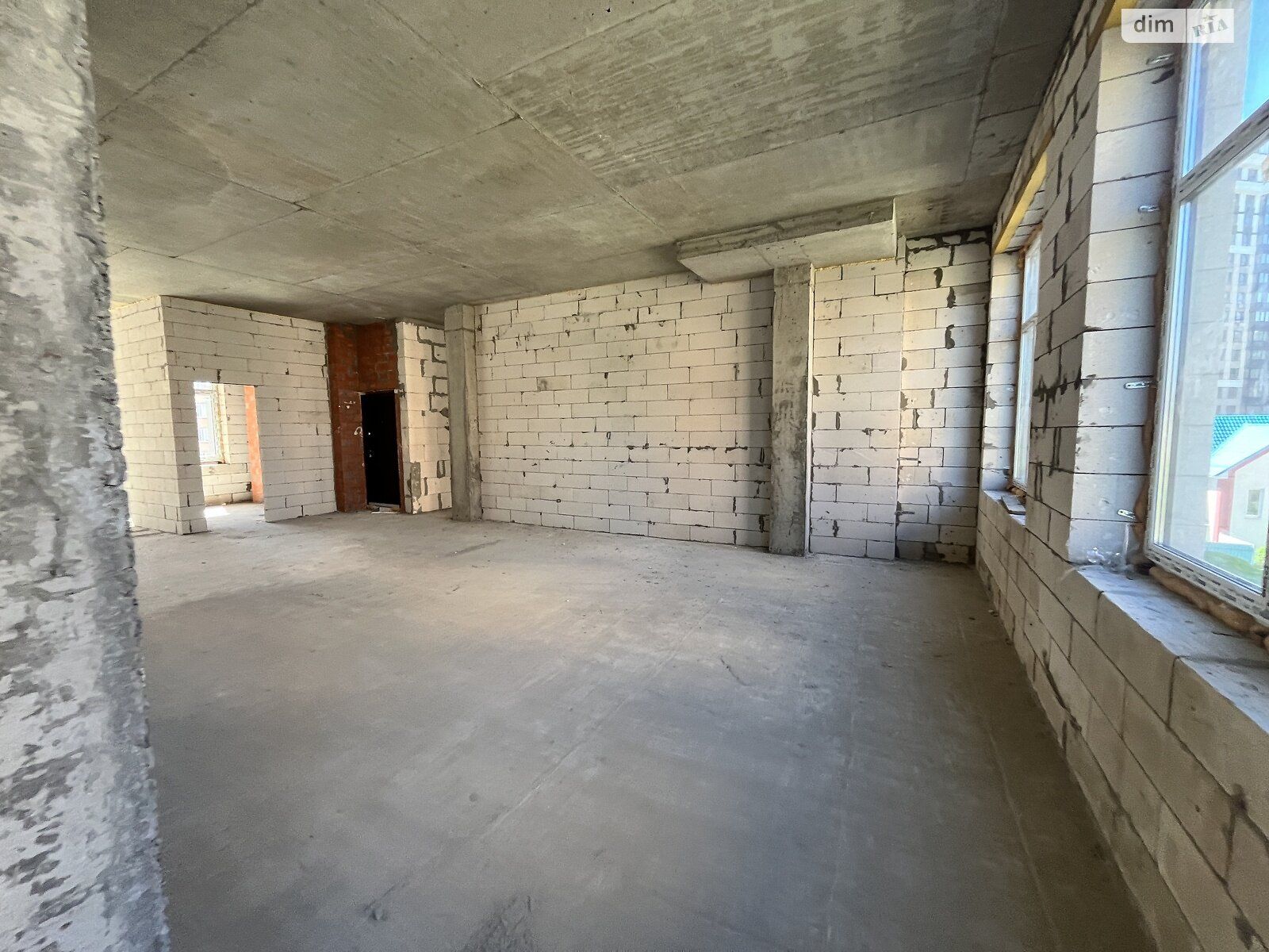 Продаж комерційного приміщення 249 м² в центрі Ірпеня