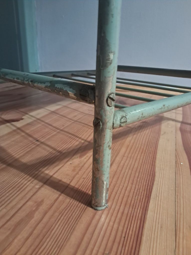 Szafka przyłóżkowa PRL metalowa Loft