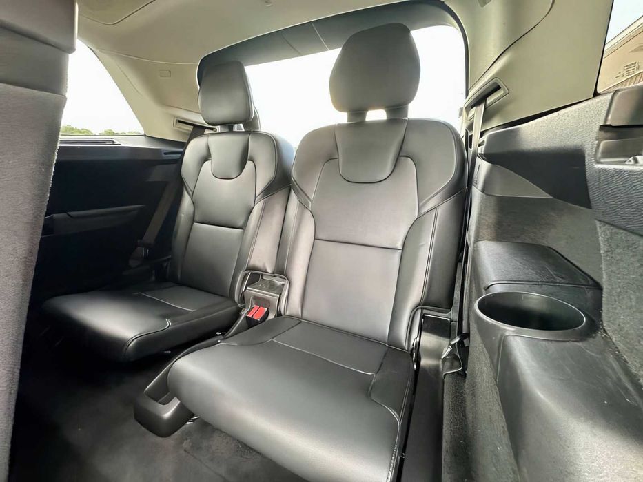 Volvo XC90 T5 Momentum      2018