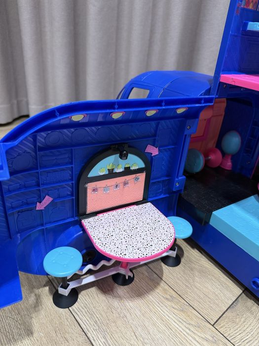 Машина кемпер для ляльок LoL