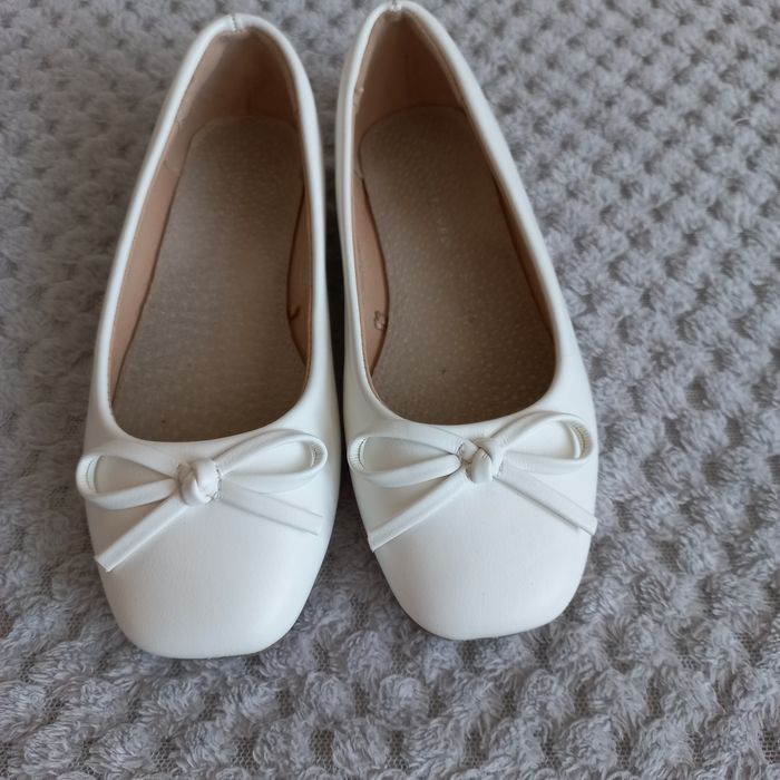 Baleriny białe r.28