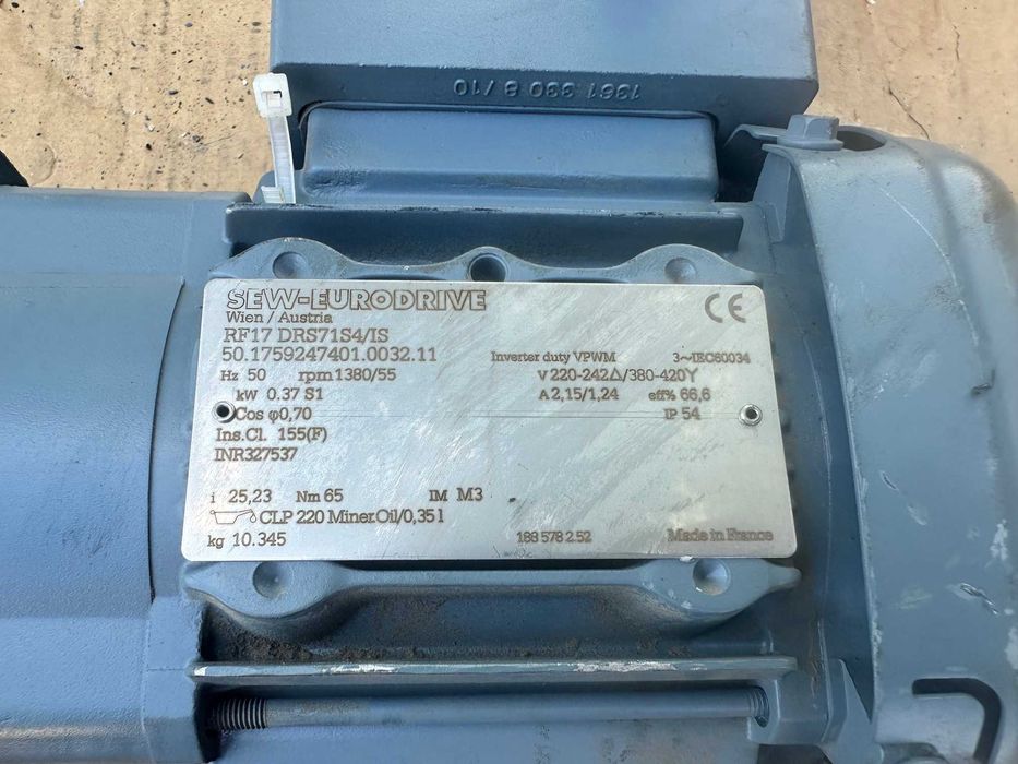 Motoreduktor, silnik sew 0,37 kw 55 obrotów