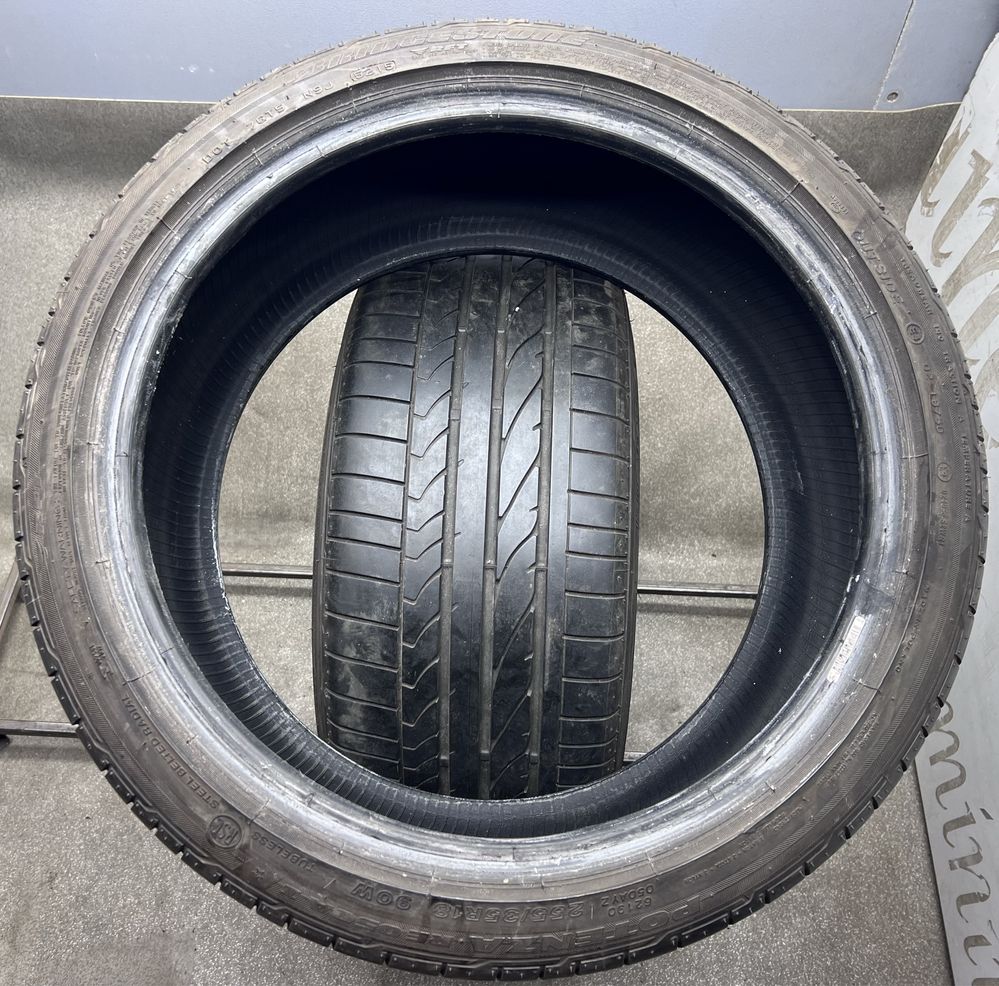 Шини Run Flat літо пара 255 35 R18 Bridgestone Potenza RE050 AI літні