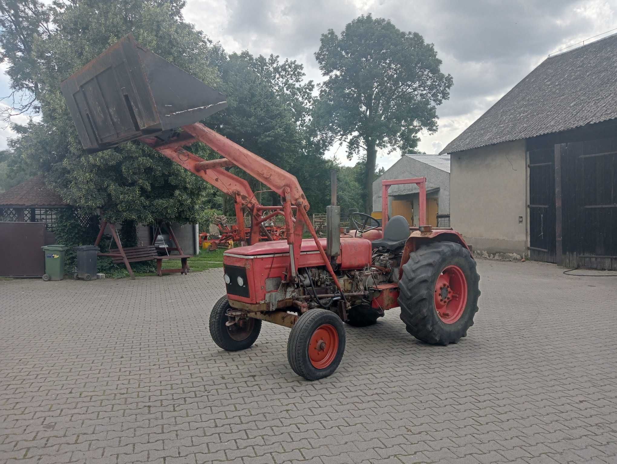 Zetor 5711 z turem