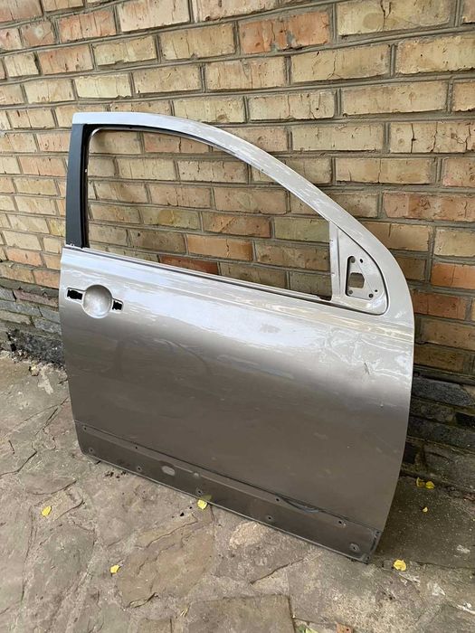 Дверь передняя правая Nissan Qashqai j10 Ниссан Кашкай 2010-14гг