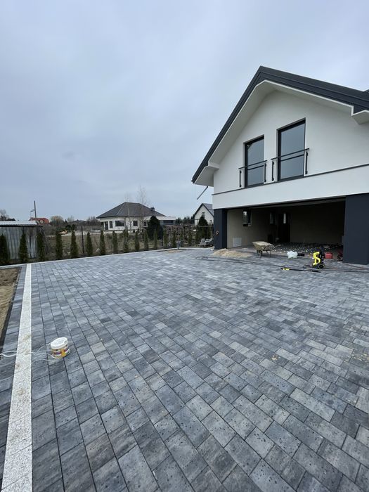 Układanie kostki brukowej