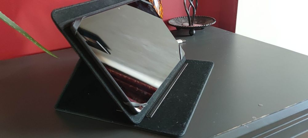 Stojak /podstawka na tablet / Etui na każdy tablet 10" !