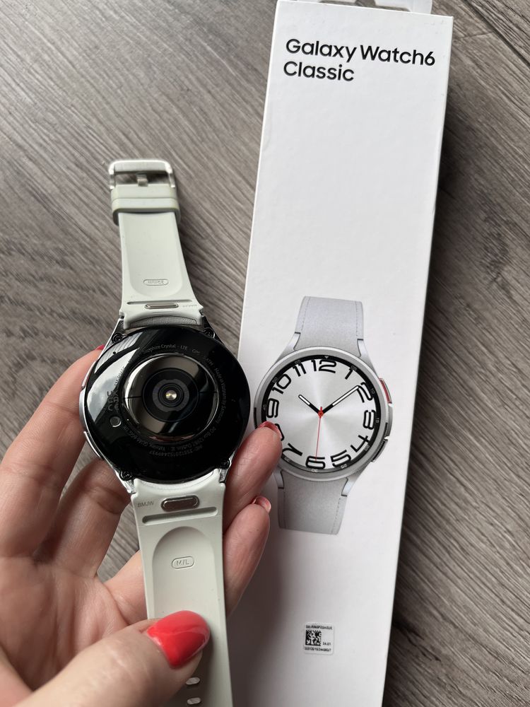 Jak nowy, gwarancja, Samsung Galaxy Watch 6CL LTE 47mm Srebrny