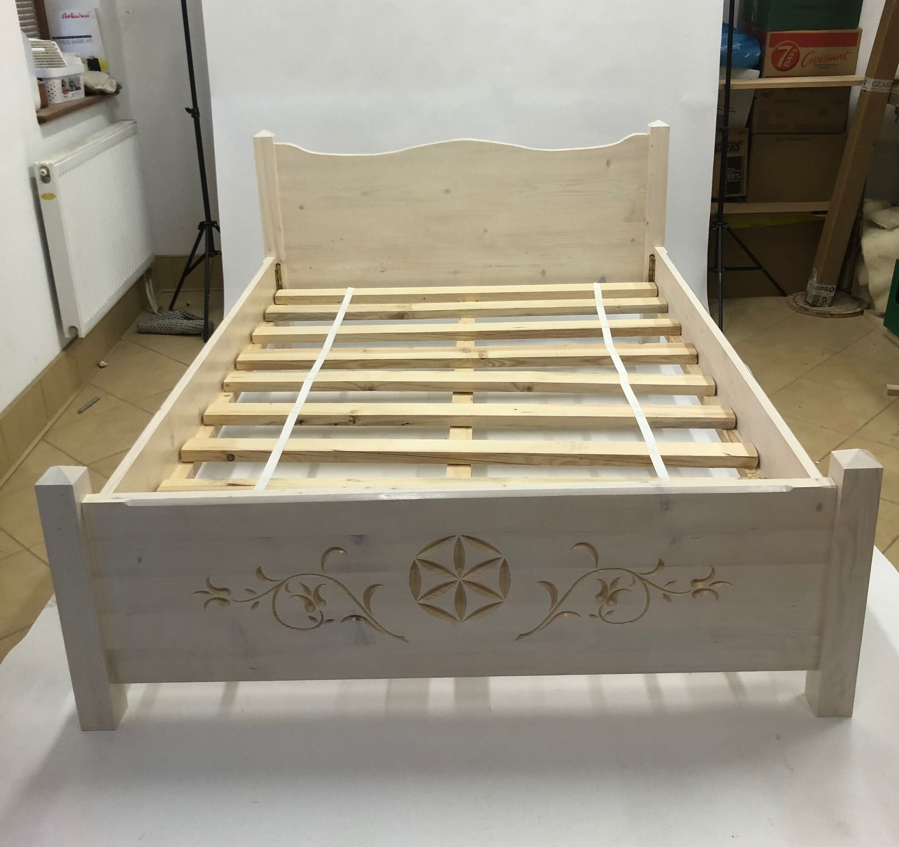 Łóżko drewniane różne wzory parzenice