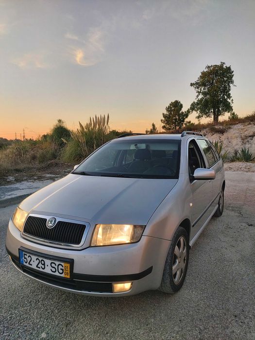 Skoda Fabia 2001 1.4 gasolina com ar