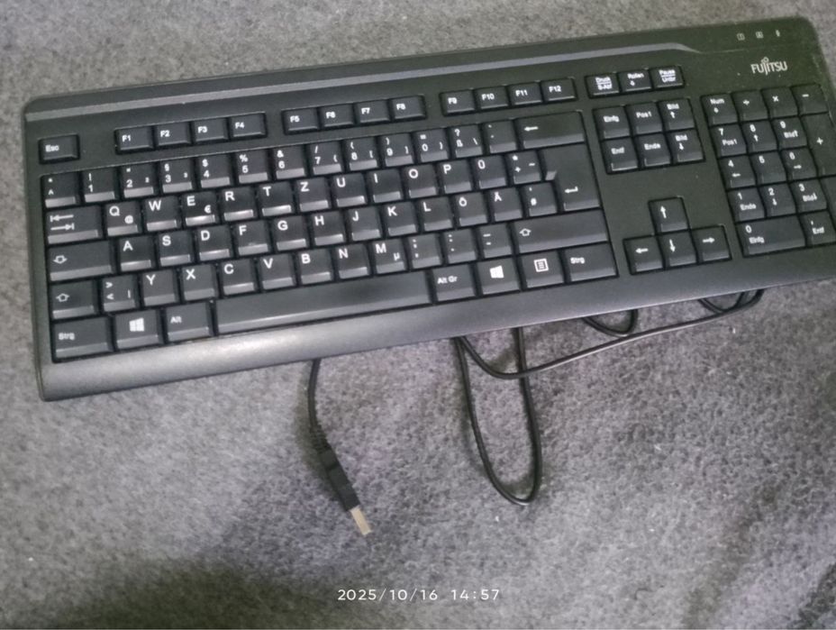 Клавіатура Fujitsu