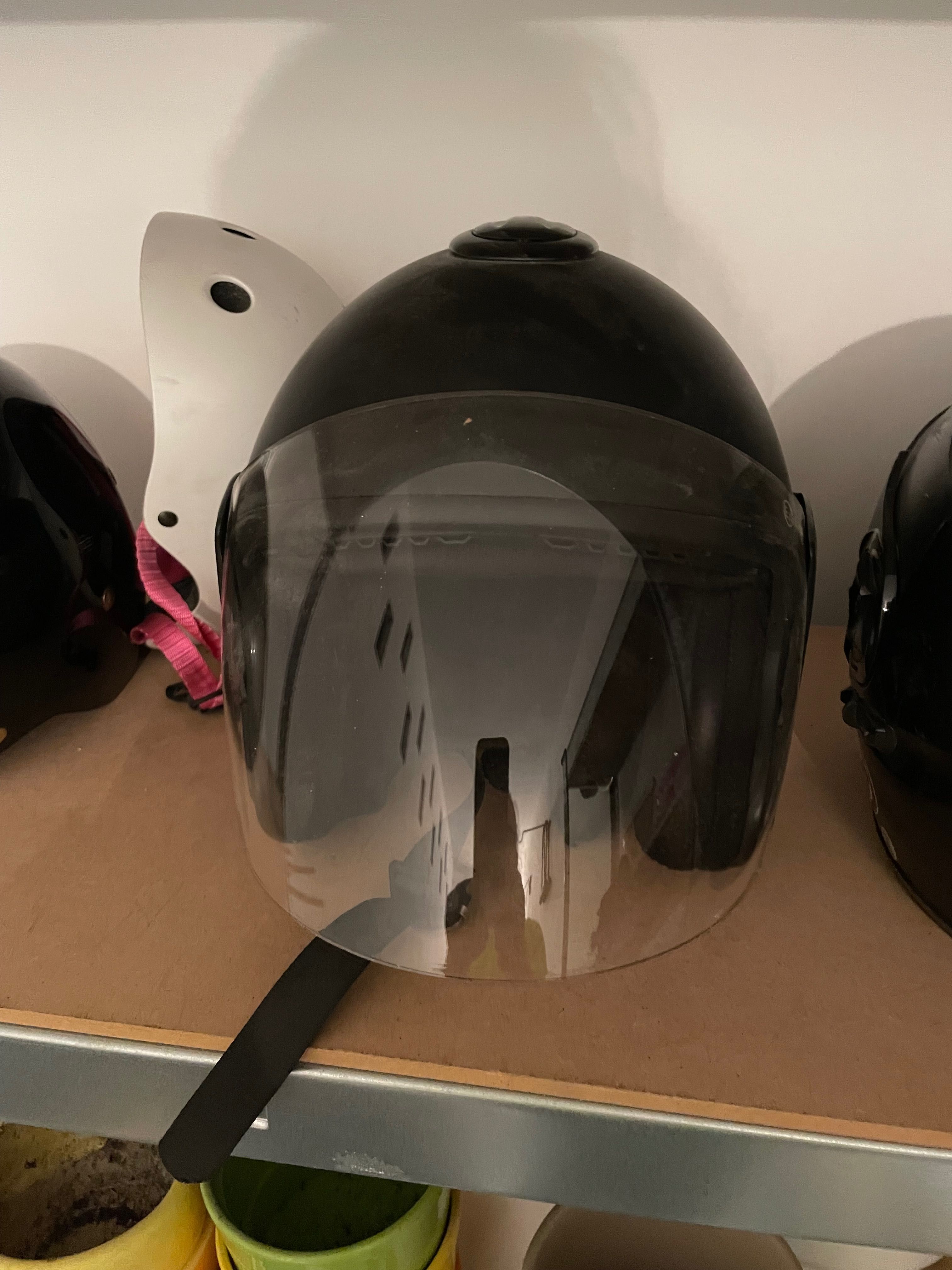 Kask na moto używany