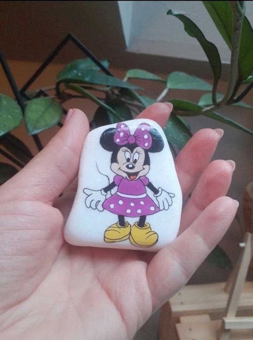 Malowany kamień, Rękodzieło, Myszka Minnie