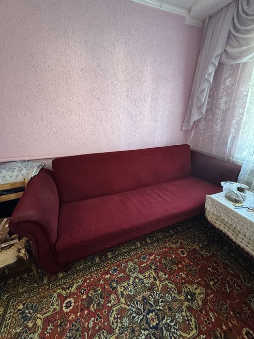 Бордовий великий диван розкладається 2.20